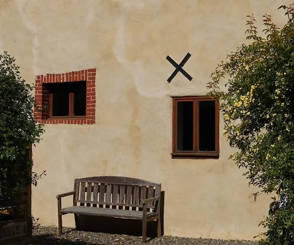 Le Chai @ Le Prielle بيت للعطل *